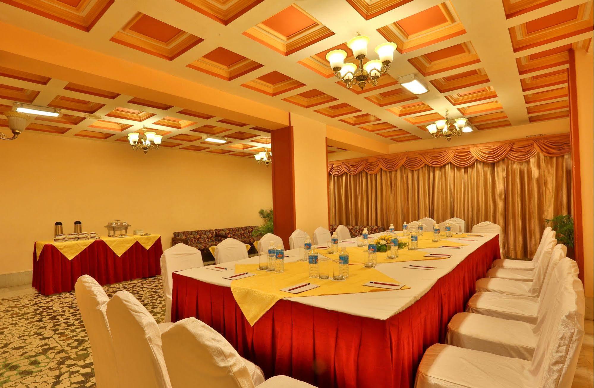 Hotel Mandovi Panaji Exterior foto